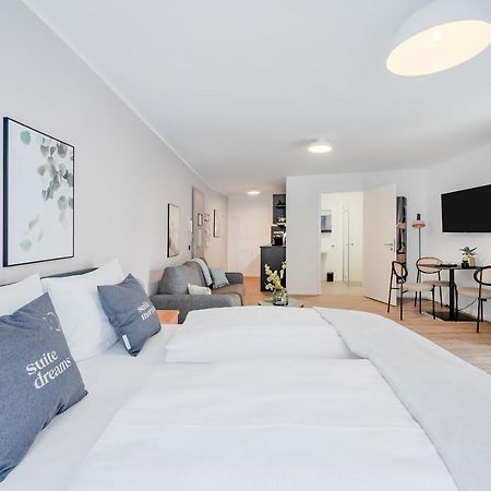 Limehome Metzingen Wilhelmstr Экстерьер фото