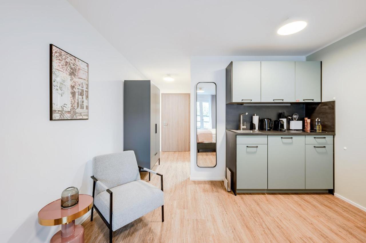 Limehome Metzingen Wilhelmstr Экстерьер фото