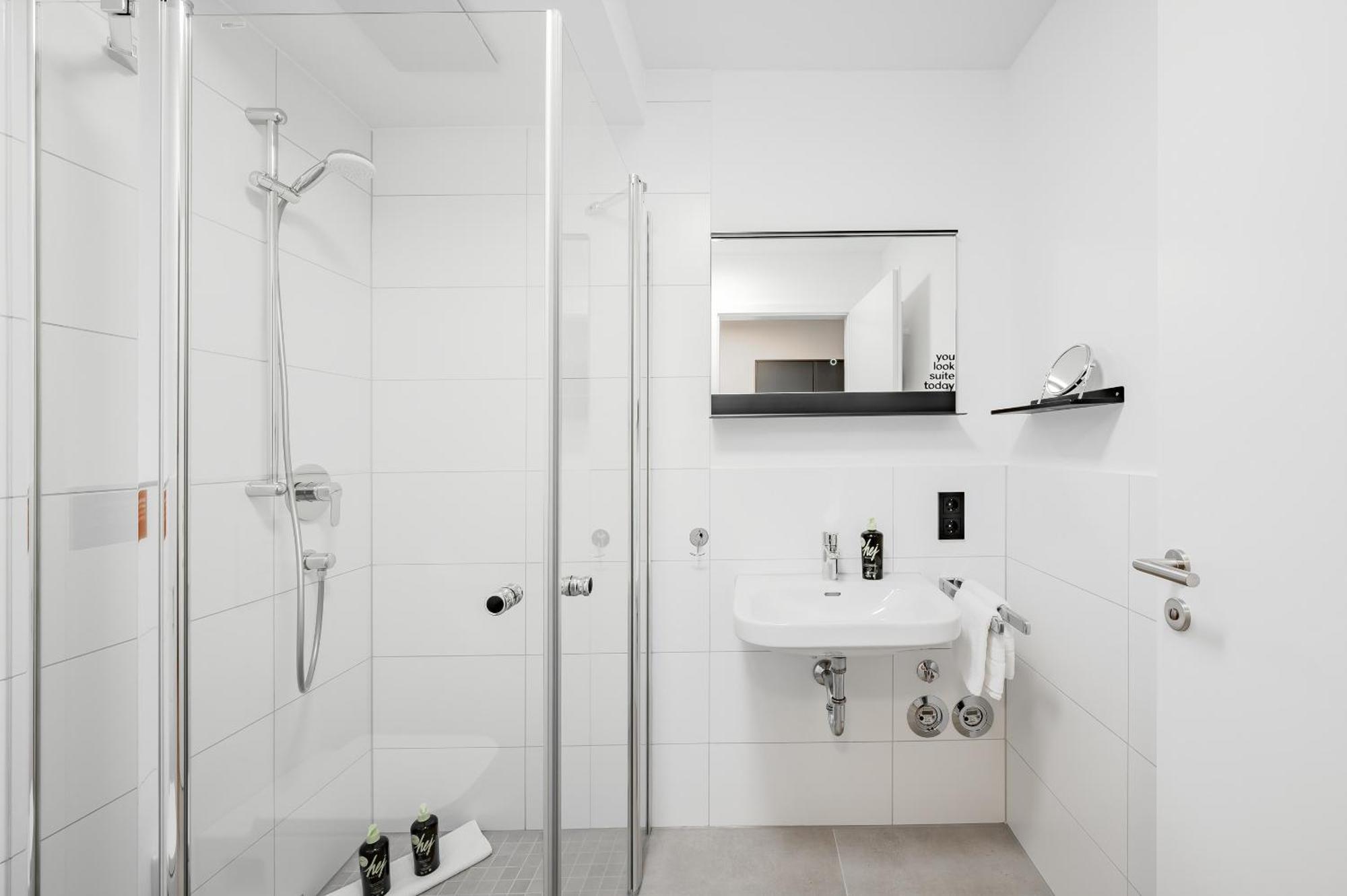 Limehome Metzingen Wilhelmstr Номер фото
